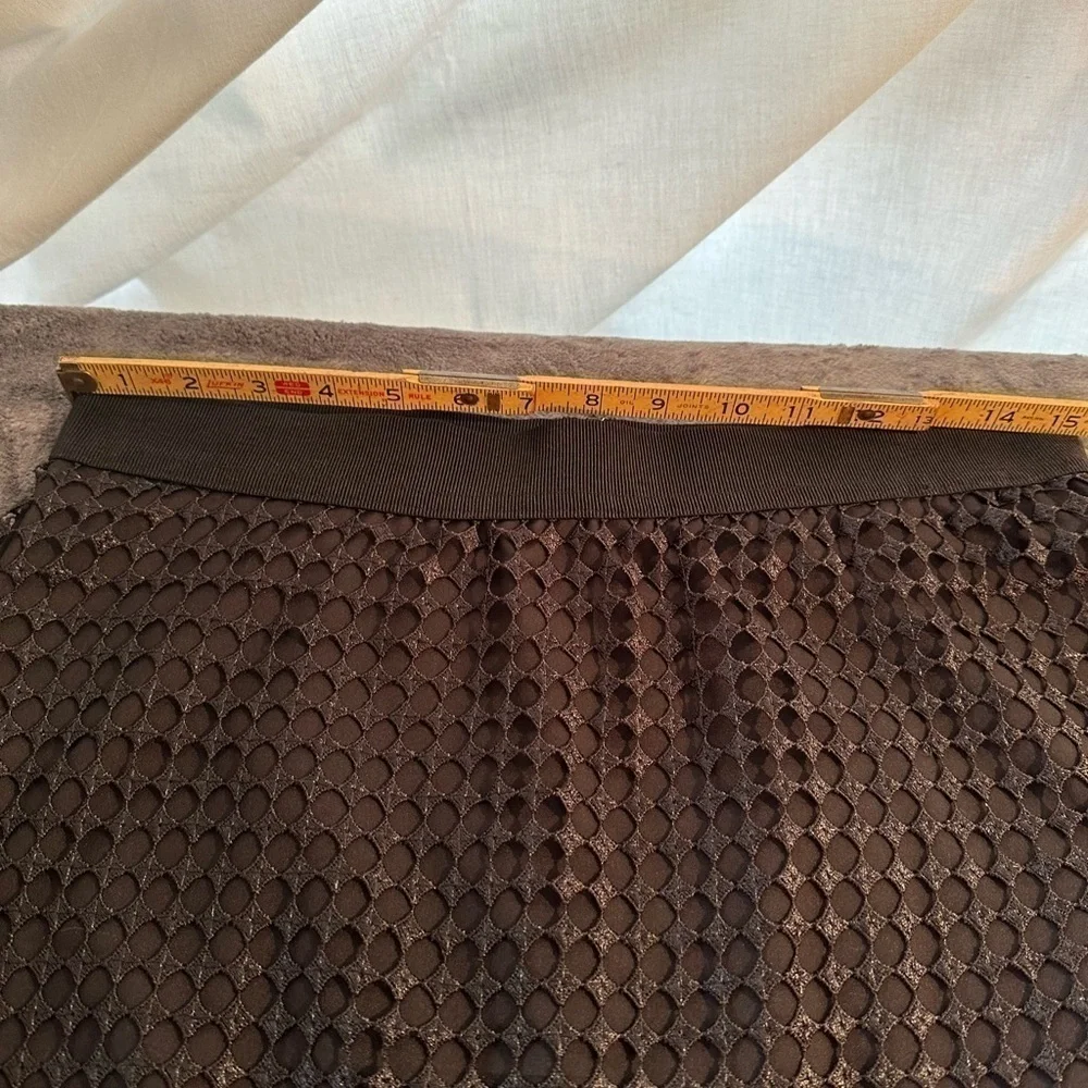 ANN Taylor Black cut out overlay over mini pencil skirt‎ size 8 #s1125